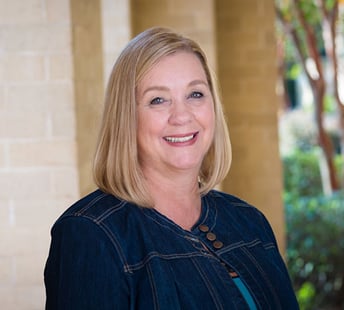 vicki-barnes-559