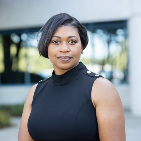 Headshot of CSU Business Graduate, Catina Burrel